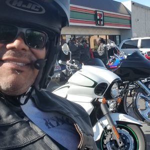 Meet your Posher, Dion